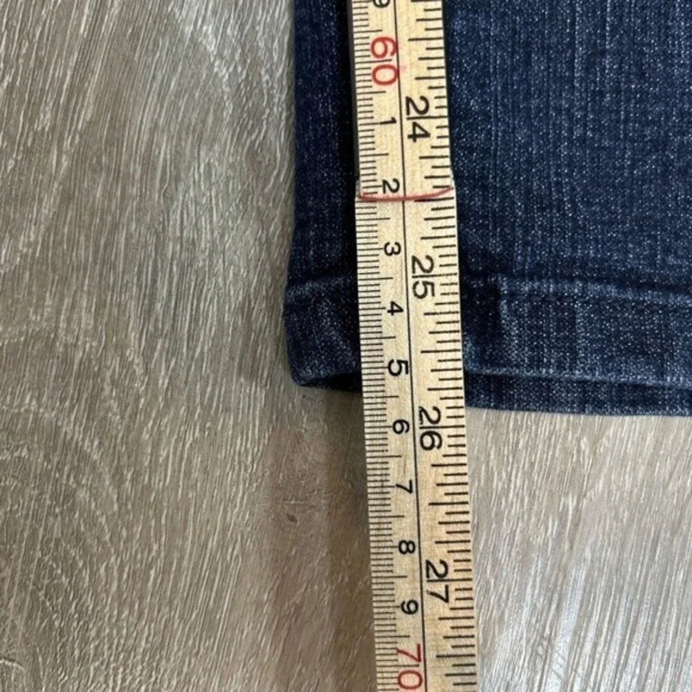 Denim & Co Womens Jeans Size 14 Dark Wash Straight Leg Floral Embroidered Pocket